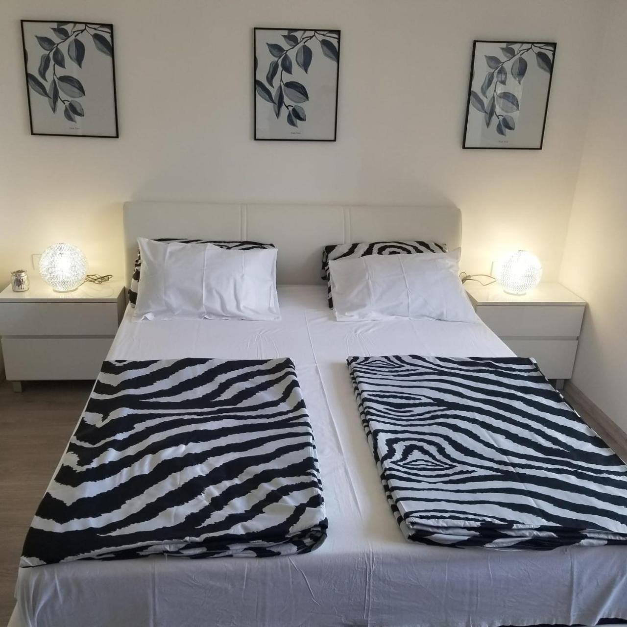 Studio Angel Stan Na Dan Novi Sad Eksteriør bilde