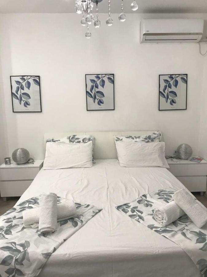Studio Angel Stan Na Dan Novi Sad Eksteriør bilde